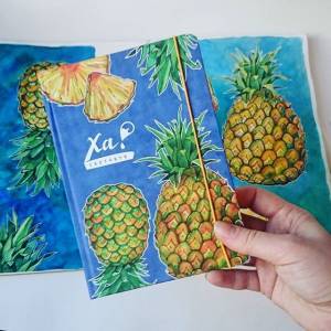 Ну вот я и примерила нарисованный ранее ананас на хаскетчбук