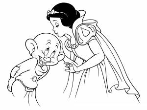 Раскраска белоснежка и семь гномов