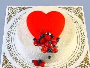 Поиск торта «трафарет» в категории «Свадебный торт в виде сердца»
