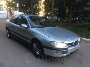 Опель Омега 1999 в Москве, Требуется покраска переднего левого крыла, на фото видно, 2 литра, 2