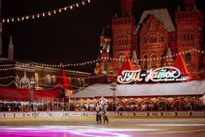 ГУМ-Каток на Красной площади открылся эпизодами из нового шоу Татьяны Навки История любви Шахерезады