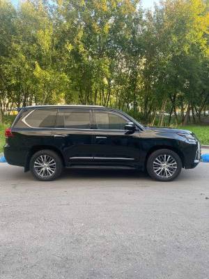 Lexus LX570 химчистка, локальная покраска, полировка кузова, керамика