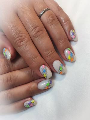 Маникюр, красивый маникюр, интересный дизайн маникюра в салоне красоты, креативный маникюр, рисунок на ногтях