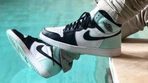 Air Jordan 1