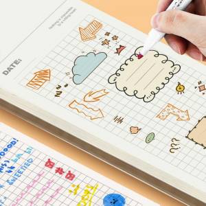 Книжки-раскраски с красками и кистью