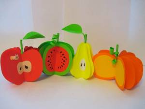 Шаблоны яблок для вырезания и распечатки из бумаги