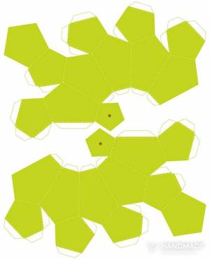 Объемная груша из бумаги