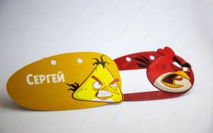 Фигурные пластиковые бейджи для фильма Angry Birds