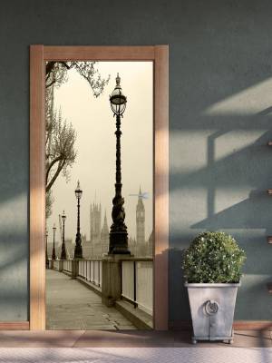 Наклейка интерьерная на дверь Биг-Бен и здание парламента, вид в тумане, 100 х 200 см
