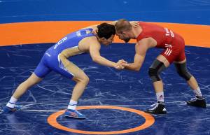 Компания Asics пригрозила оставить российских борцов без спортивной формы