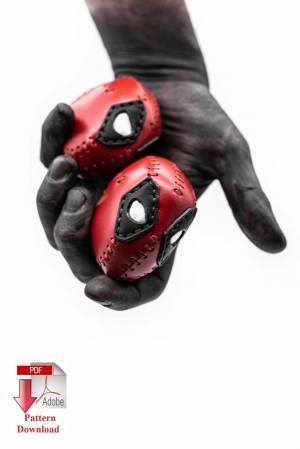 Выкройка брелока «Deadpool»