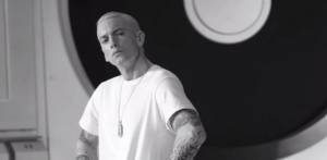 Эминем представил сингл Rap God