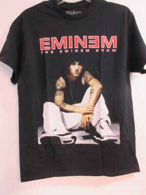 Футболка EMINEM OFFICIAL MERCH SITTING 2022 BAND CONCERT MUSIC T-SHIRT СРЕДНИЙ, цена 2 890 руб