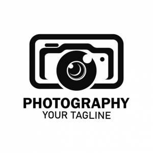 Шаблон векторного дизайна логотипа фотокамеры изолирован на черном фоне