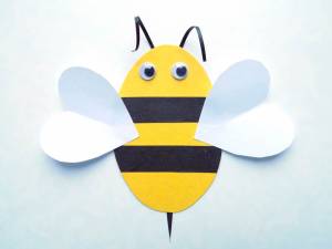 Как сделать аппликацию на тему насекомых своими руками из бумаги, поделки в подготовительной  средней группе ДОУ