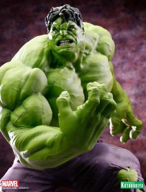 Hulk Classic Avengers Statue