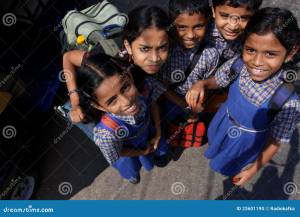 школьные формы индейца детей Редакционное Изображение