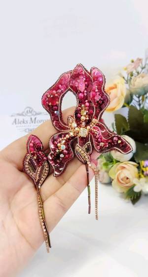 Парные броши