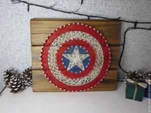 Щит Капитана Америка в технике String Art