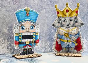 Набор для вышивания крестиком на пластике «Мышиный король»