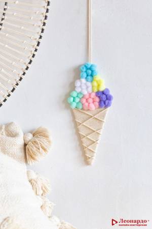 Как сделать панно мороженое из помпонов в детскую своими руками фото-мастер-класс от Леонардо