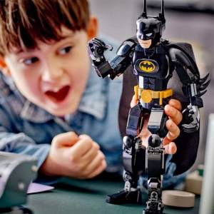 Конструктор LEGO Super Heroes 76259 Сборная фигурка Бэтмена