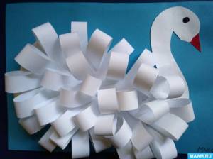 Детский мастер-класс «Лебедь» из бумажных полосок