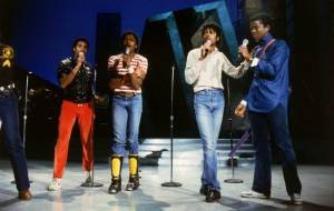 На торги выставлены знаменитые «лунные» мокасины Майкла Джексона