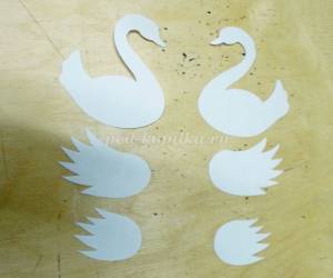 Объёмная аппликация Лебеди для детей 5-7 лет