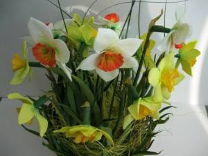 Нарциссы из фоамирана