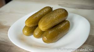 Соленые огурцы в банках на зиму