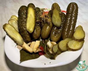 Солёные огурцы по-деревенски