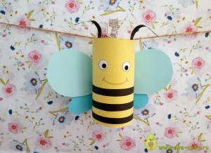Пчела из втулки от туалетной бумаги поделка для детей пошагово