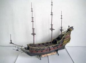 пиратский галеон Месть Королевы Анны, 520х420х175 мм, М