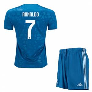 Форма футболиста Роналдо