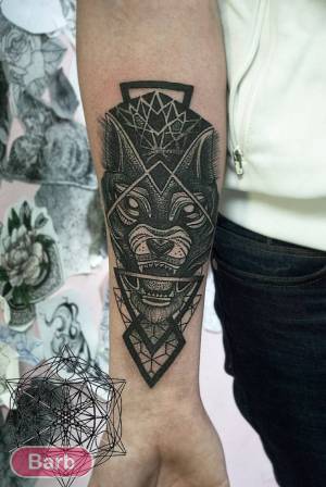 Тату черно-белая