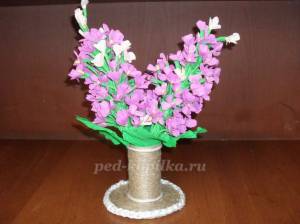 Сирень из гофрированной бумаги своими руками