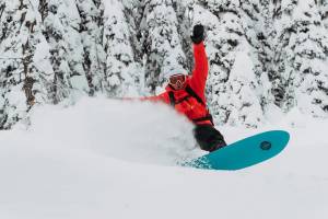 Лучшие сноуборды для фрирайда
