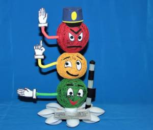 Поделка «Светофор» своими руками для развития детей