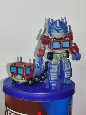 Файл STL x2 Оптимус Прайм и грузовик ・Шаблон для 3D-печати для загрузки・Cults