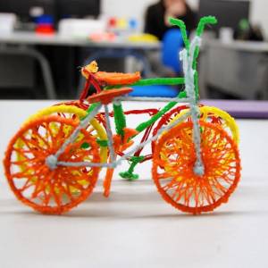 Прекрасные майские праздники, катаемся на велосипедах днем, а вечером их рисуем 3D-ручкой
