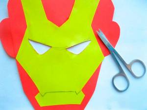 Маска железного человека из бумаги