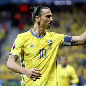 Кражи, гонки с полицией, тхэквондо и футбол