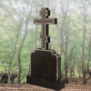 памятник крест с геометрической гравировкой на могилу К-6 в Москве
