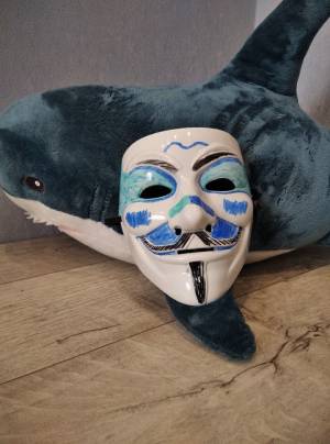 Идея для разрисовки маски анонимуса