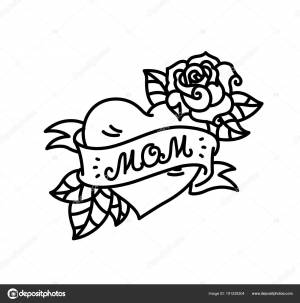 Татуировка с надписью Мама