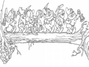 Раскраски для девочек Белоснежка и семь гномов