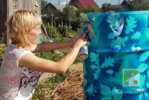 Бочки для дачи и сада, возможности декорирования деревянных и металлических бочек для воды