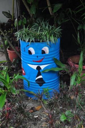 Как покрасить бочку для воды на даче своими руками оригинально и красиво