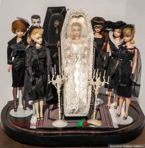 Похороны Барби